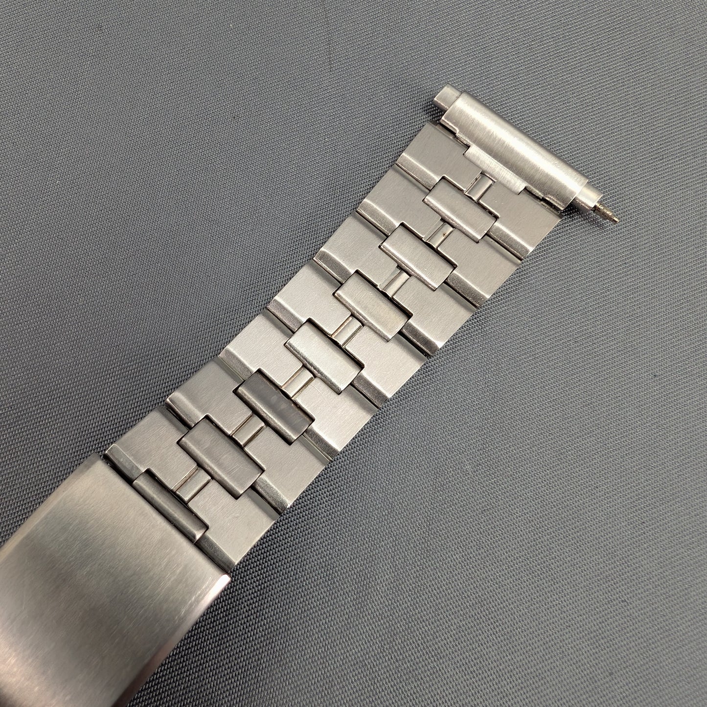 18mm Bambi Stainless steel bracelet B0009