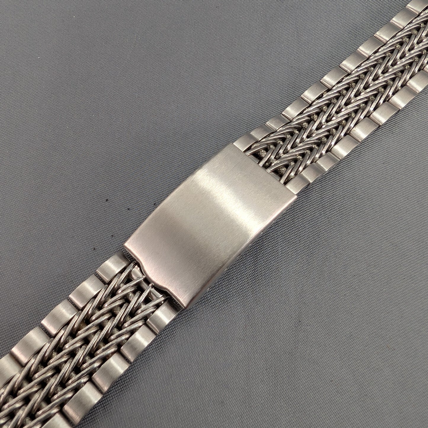 18mm Maruman Stainless steel bracelet B0010