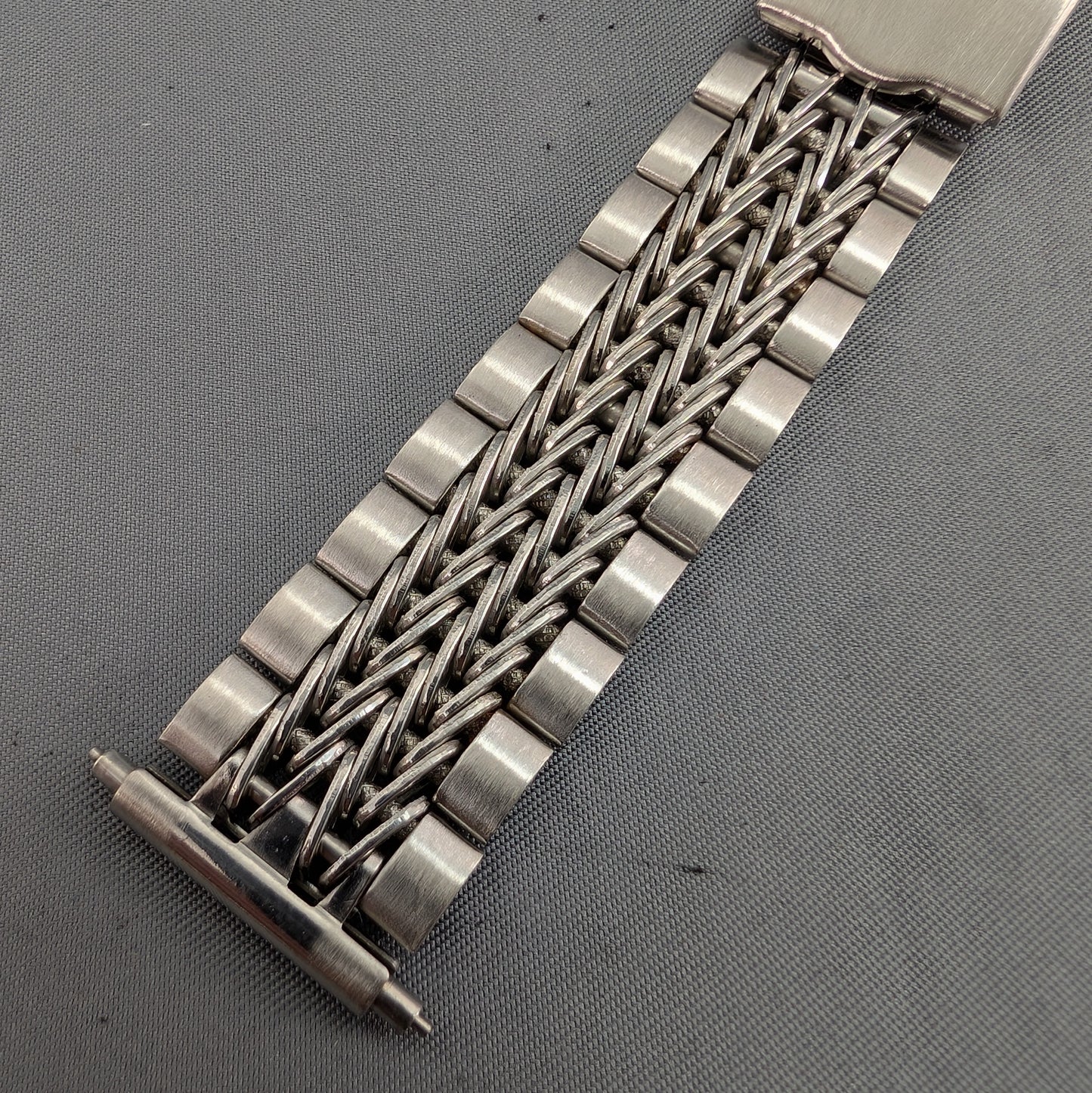 18mm Maruman Stainless steel bracelet B0010