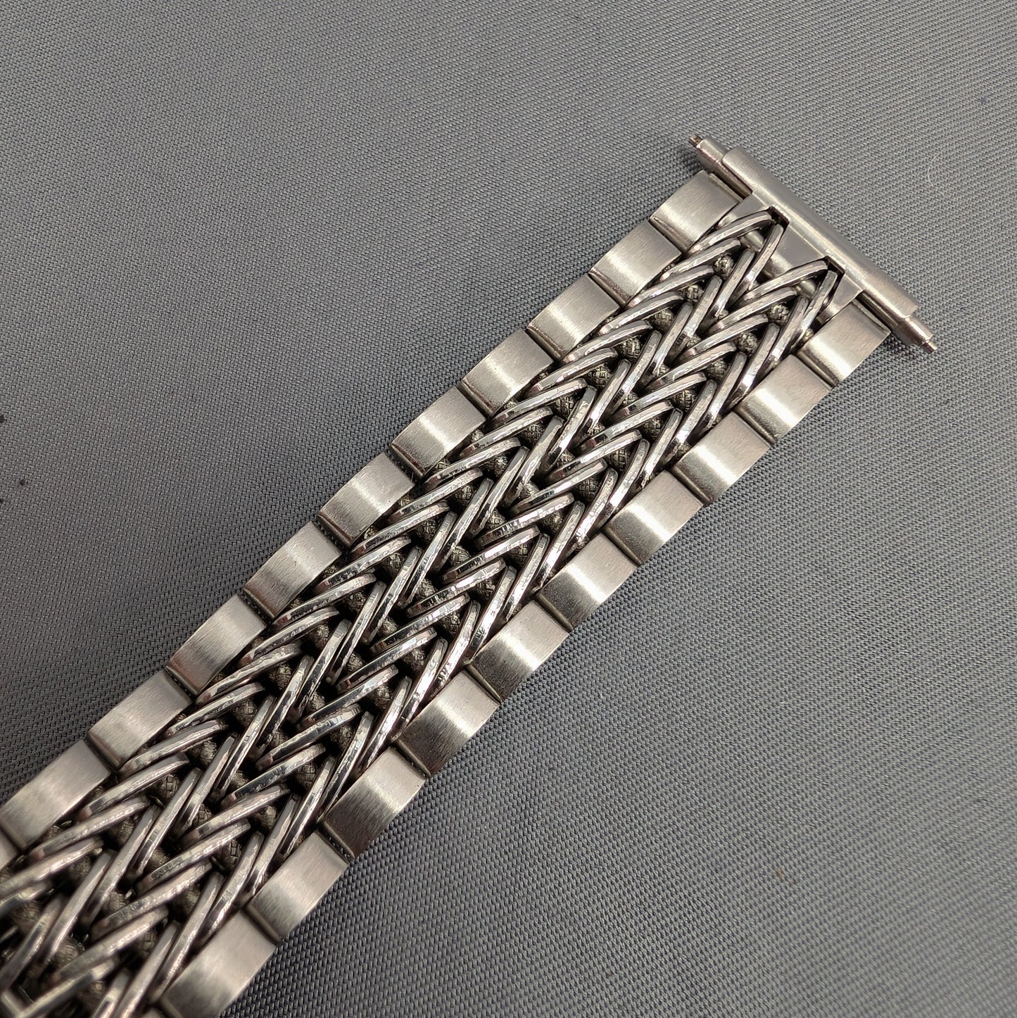 18mm Maruman Stainless steel bracelet B0010