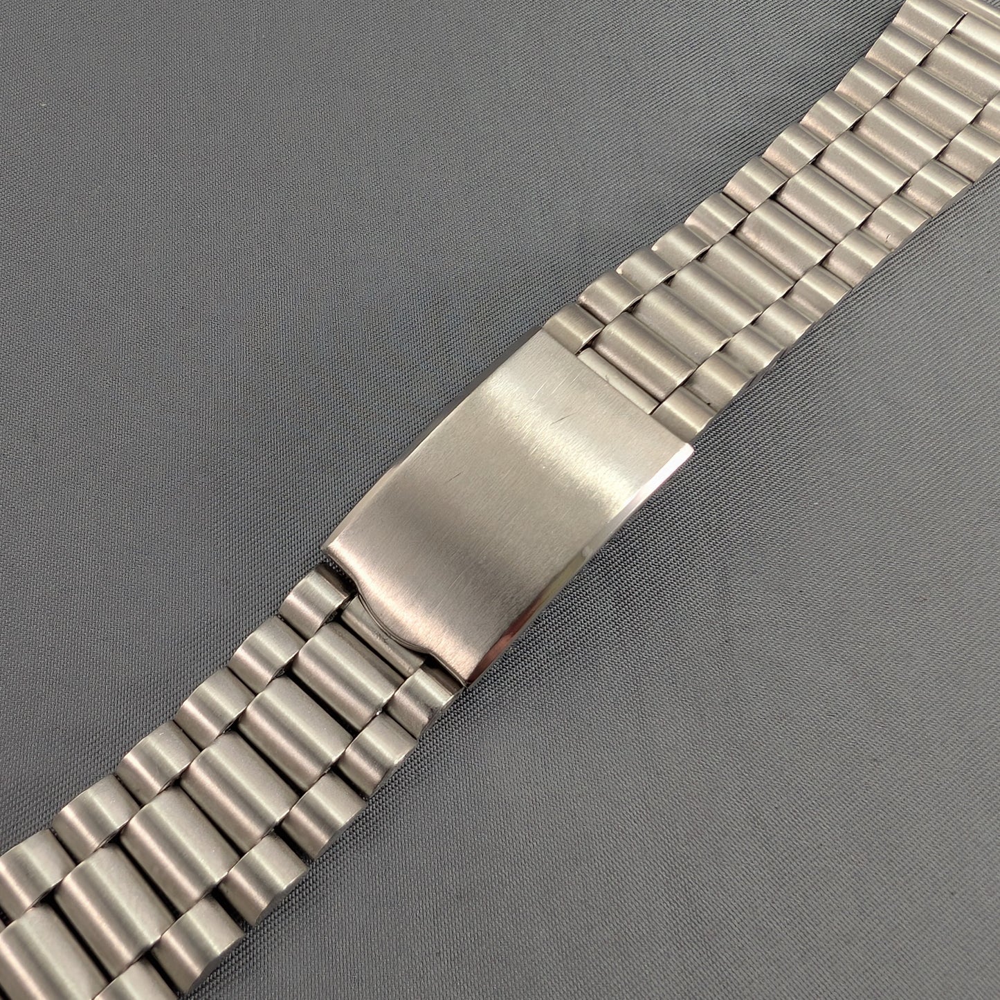 18mm Snake Stainless steel bracelet B0012