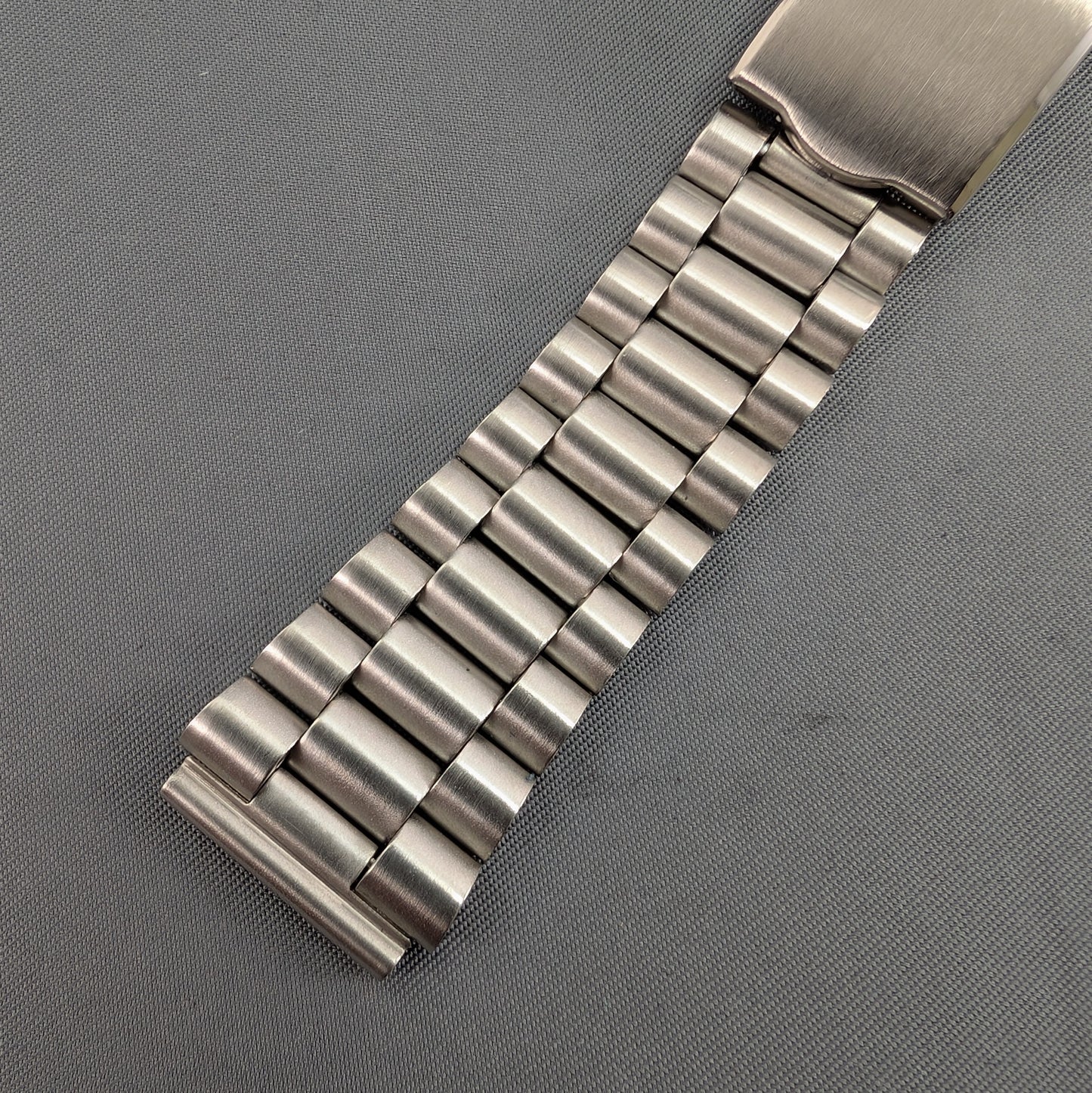 18mm Snake Stainless steel bracelet B0012