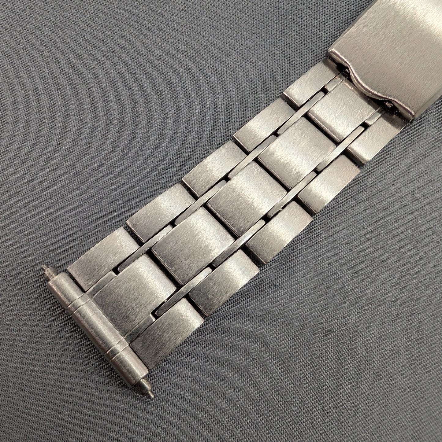 18mm Maruman Stainless steel bracelet B0015