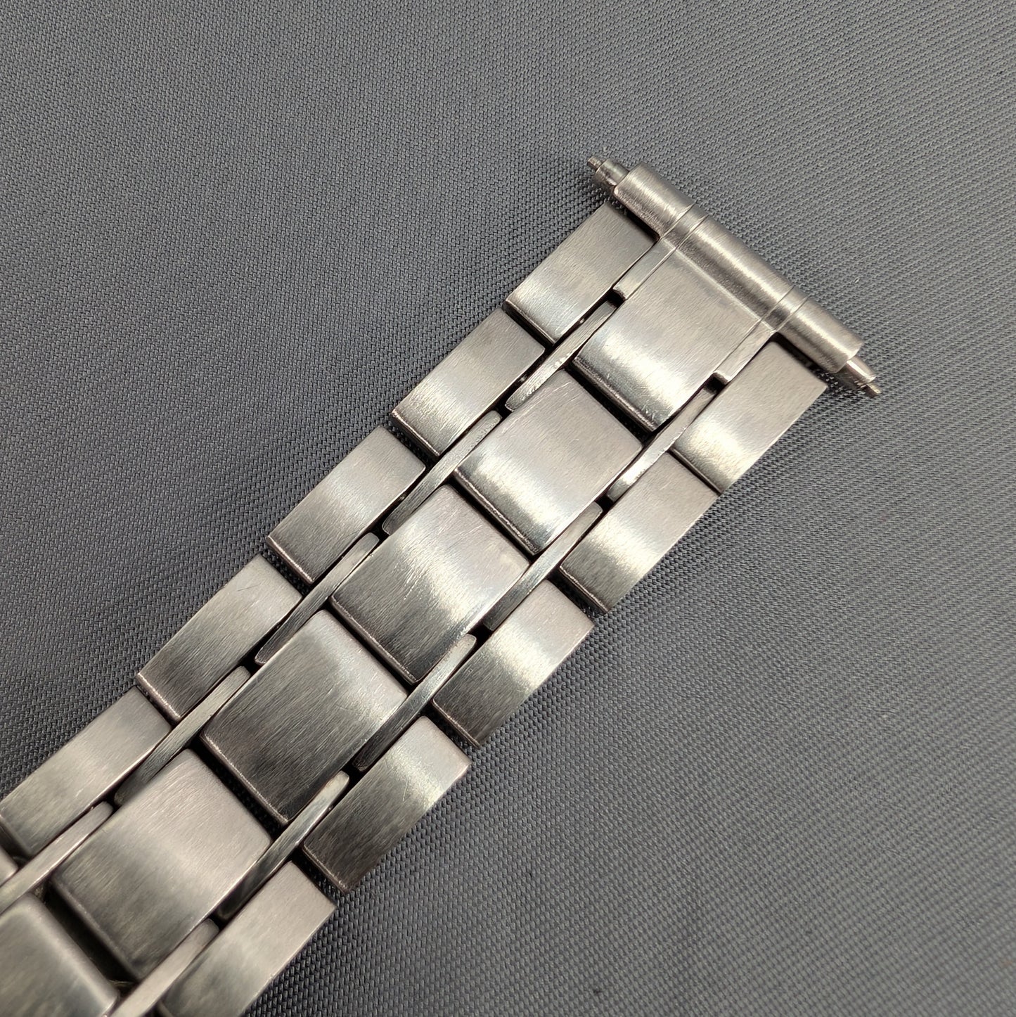 18mm Maruman Stainless steel bracelet B0015