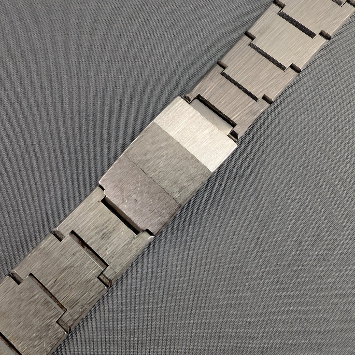 18mm Maruman Stainless steel bracelet B0016