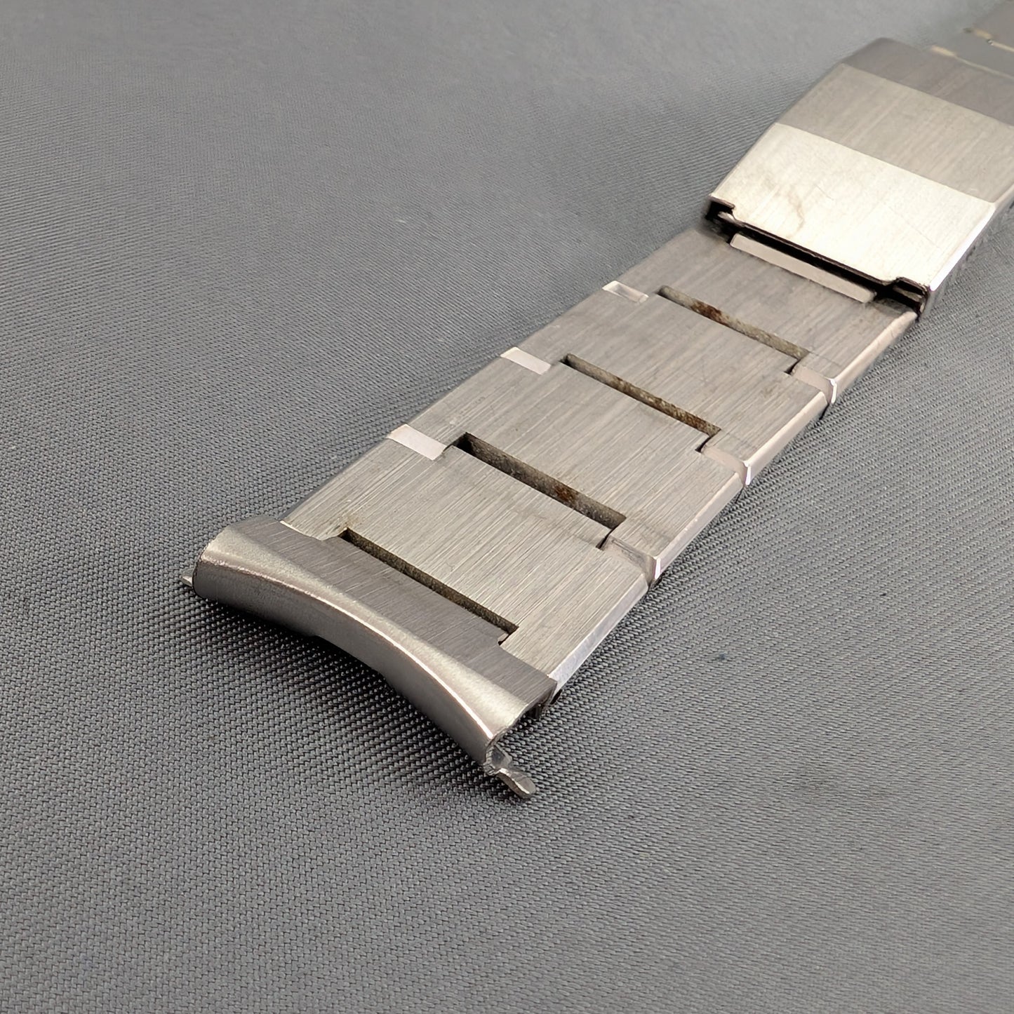 18mm Maruman Stainless steel bracelet B0016