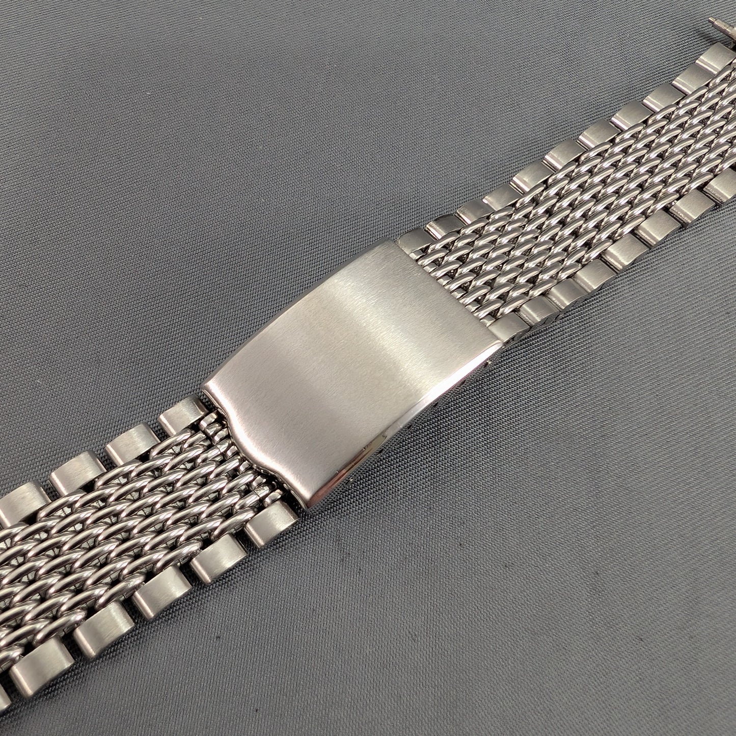 18mm Maruman Stainless steel bracelet B0017