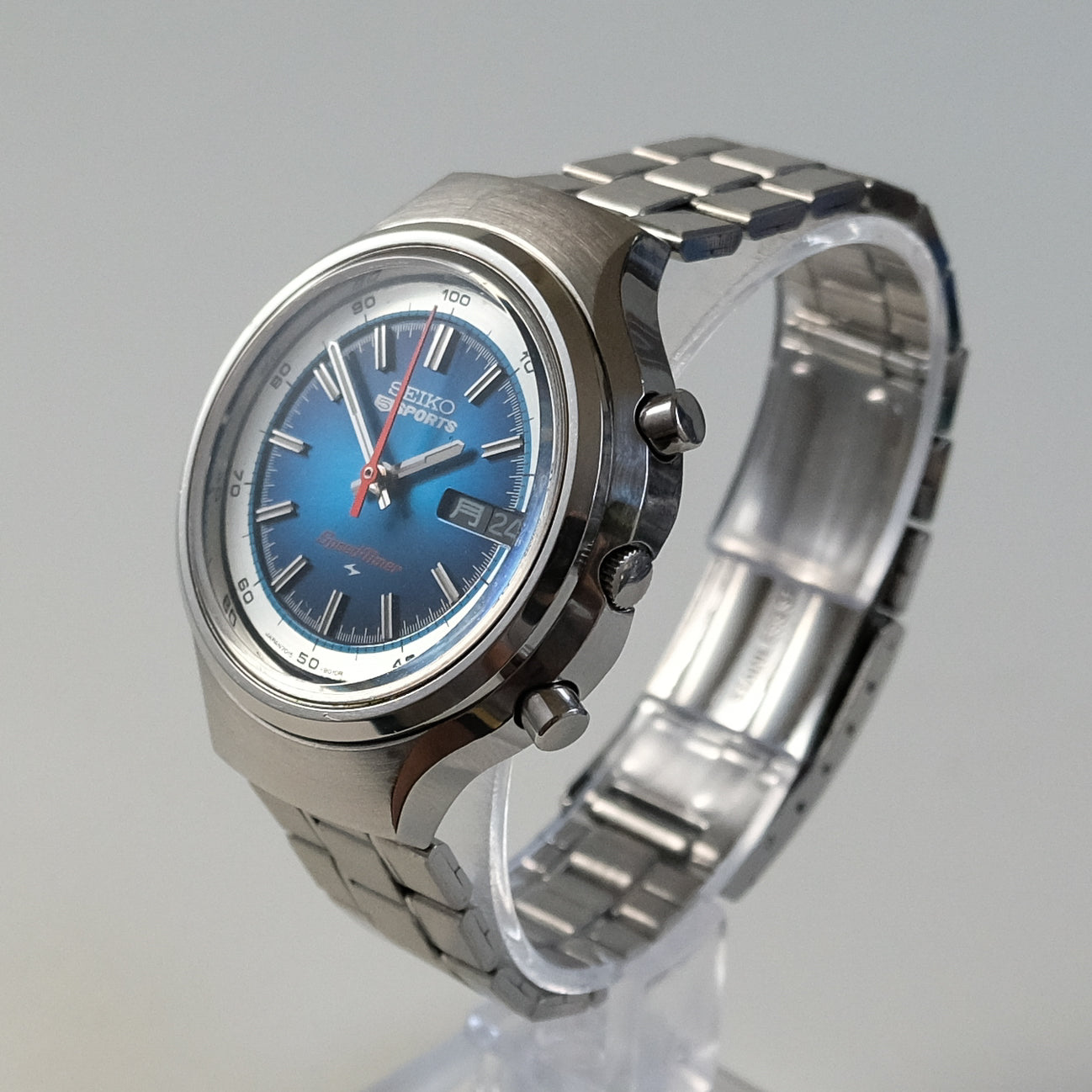 1974 Seiko 5 Sports Speed-Timer 7015-8000